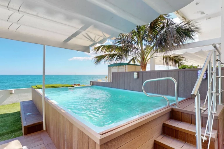 R4955248 | Duplex in Estepona – 4 beds, 2 baths