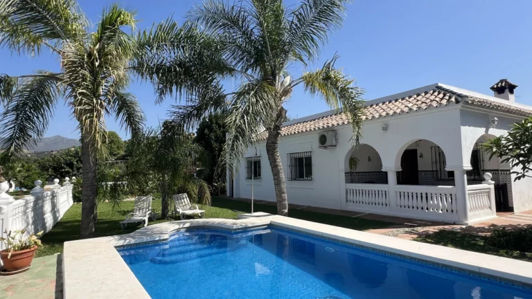 R5115616 | Finca – Cortijo in Estepona – 3 beds, 2 baths