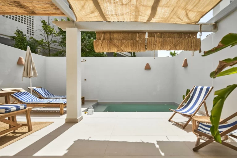 R5038783 | Townhouse in El Paraiso – 3 beds, 3 baths