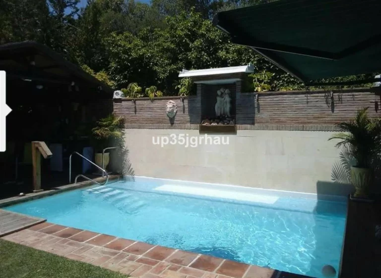 R2686784 | Ground Floor Apartment in Estepona – 3 beds, 3 baths