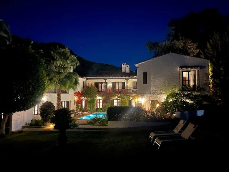 R4953904 | Finca – Cortijo in Estepona – 9 beds, 9 baths