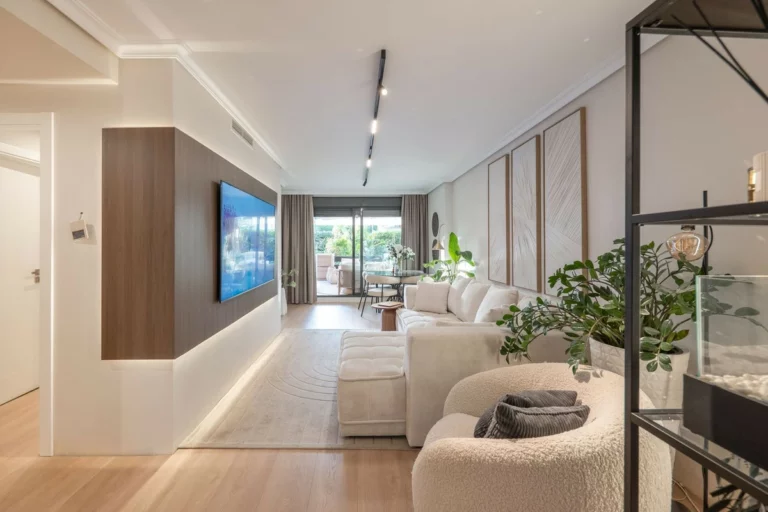 R5230069 | Ground Floor Apartment in Selwo – 2 beds, 2 baths