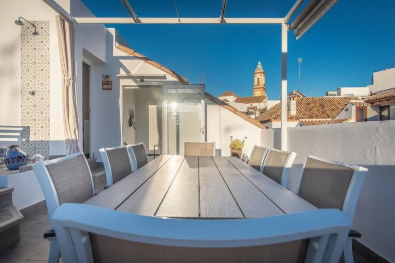 R5162305 | Penthouse in Estepona – 2 beds, 2 baths