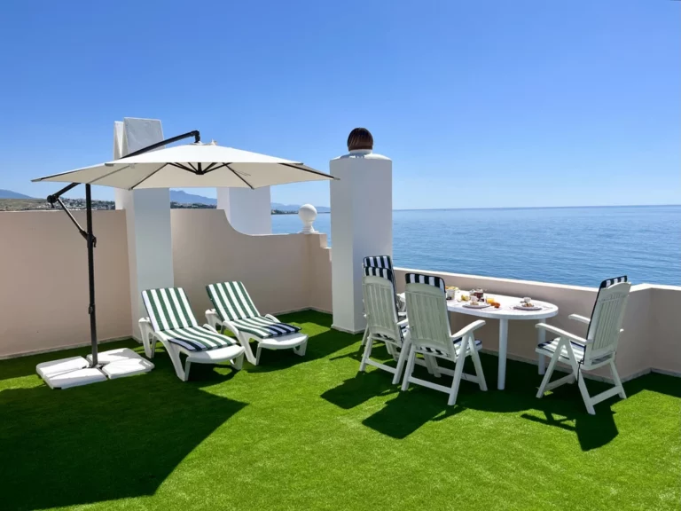 R4761040 | Penthouse Duplex in Estepona – 2 beds, 2 baths