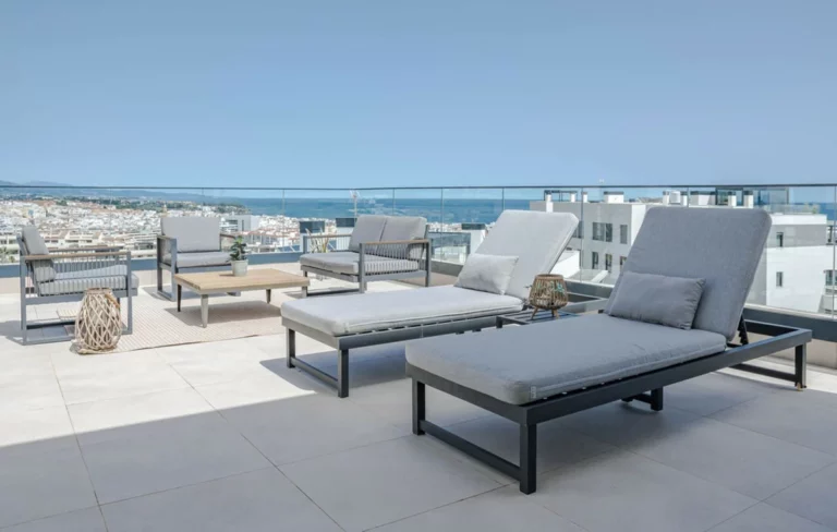 R5167426 | Penthouse in Estepona – 3 beds, 2 baths