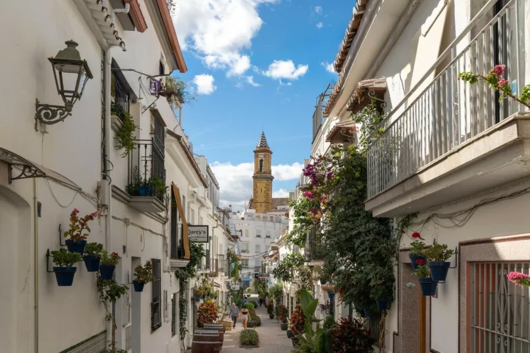 R5212501 | Townhouse in Estepona – 2 beds, 2 baths