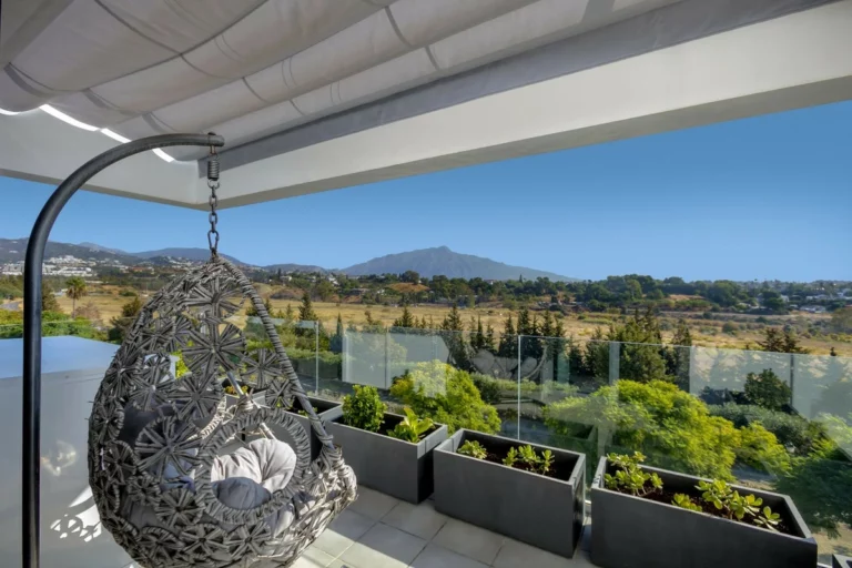 R5193622 | Penthouse in Atalaya – 2 beds, 2 baths