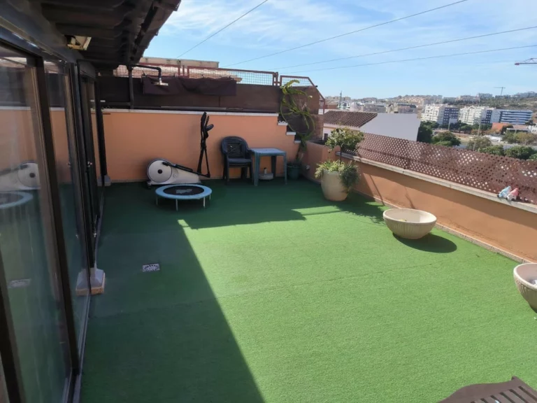 R5215537 | Penthouse in Estepona – 4 beds, 2 baths