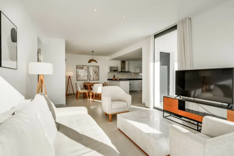 R4886620 | Townhouse in Bel Air – 4 beds, 3 baths