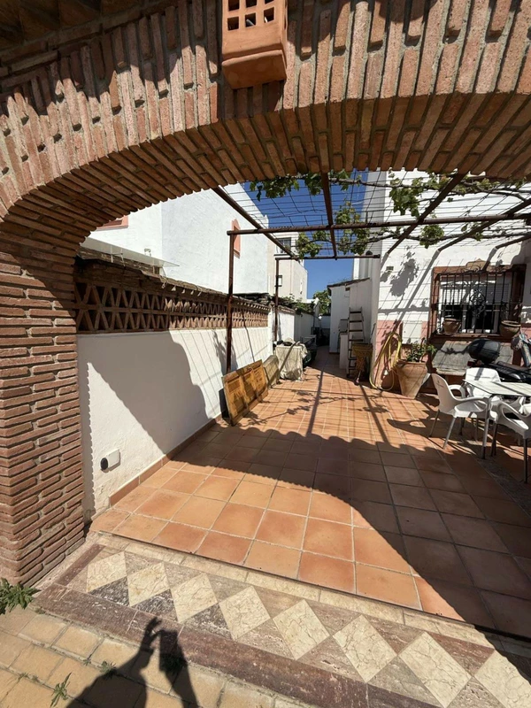 R5195137 | Townhouse in Estepona – 4 beds, 4 baths