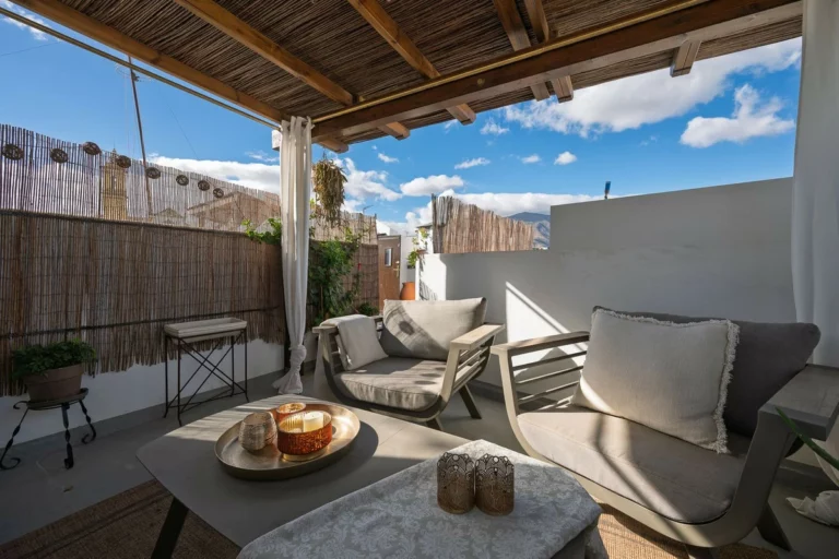 R5212501 | Townhouse in Estepona – 2 beds, 2 baths