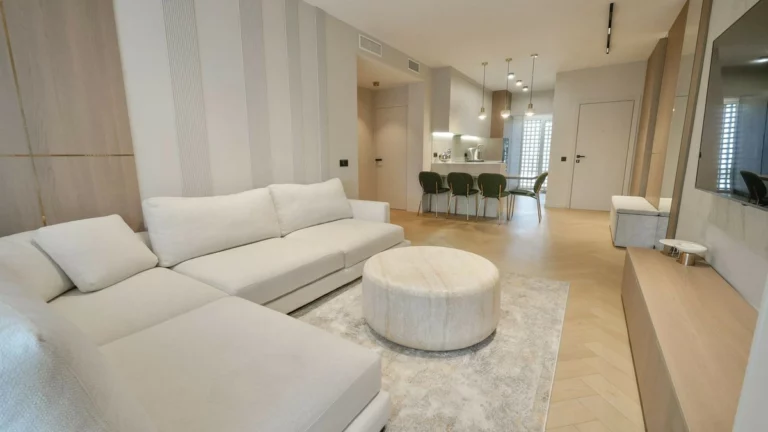 R5221327 | Middle Floor Studio in Costalita – 2 beds, 2 baths