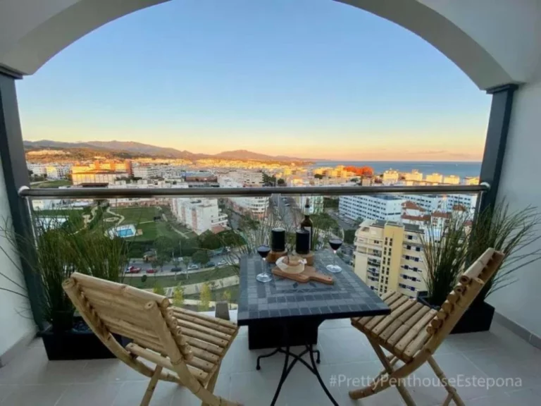 R5291512 | Penthouse Duplex in Estepona – 3 beds, 2 baths