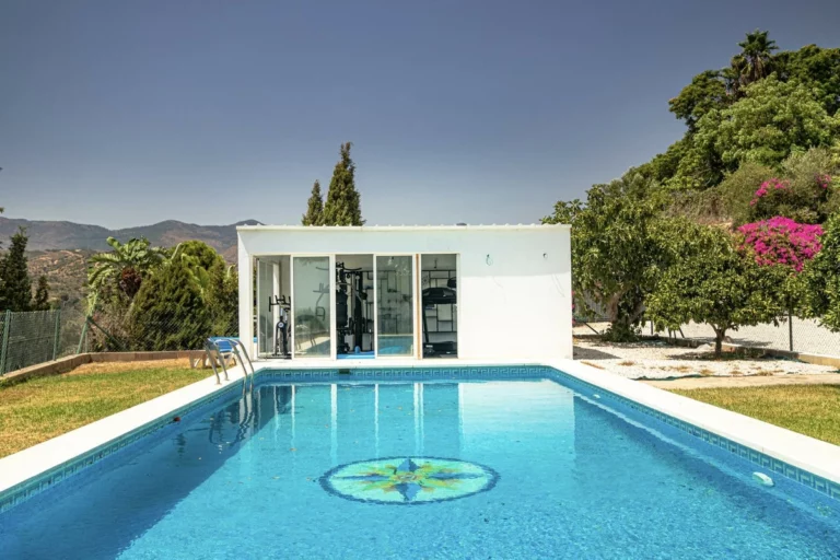 R5285797 | Finca – Cortijo in Estepona – 3 beds, 3 baths