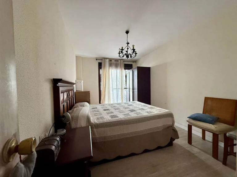 R5294788 | Penthouse Duplex in Estepona – 4 beds, 2 baths