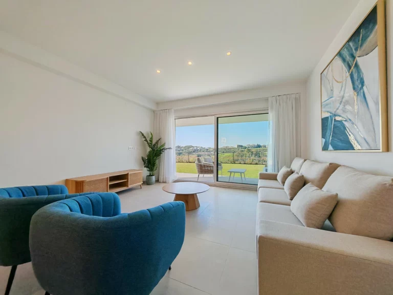 R5265037 | Ground Floor Apartment in Cancelada – 2 beds, 2 baths