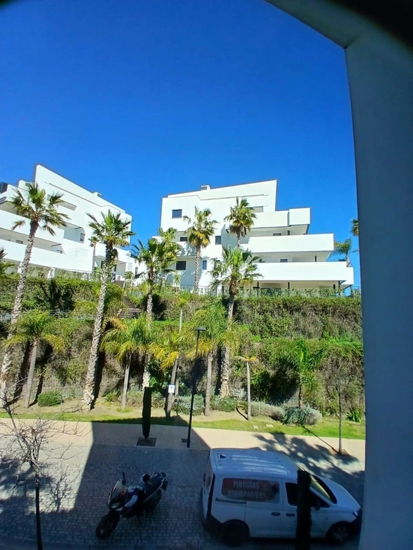 R5310025 | Middle Floor Apartment in Estepona – 2 beds, 2 baths