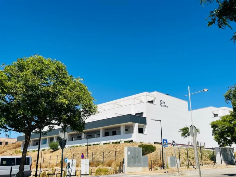 R5114509 | Penthouse in Estepona – 3 beds, 2 baths