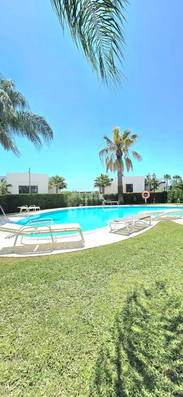 R5216395 | Townhouse in El Paraiso – 3 beds, 3 baths