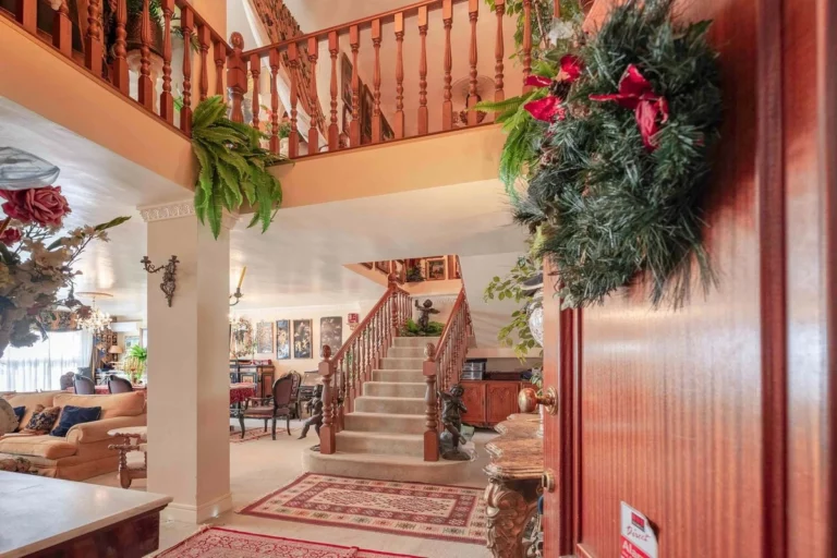 R5004490 | Duplex in Estepona – 4 beds, 5 baths