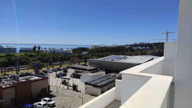 R4992916 | Penthouse in Estepona – 2 beds, 2 baths