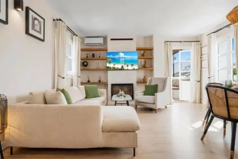 R5334547 | Middle Floor Apartment in Benamara – 2 beds, 2 baths