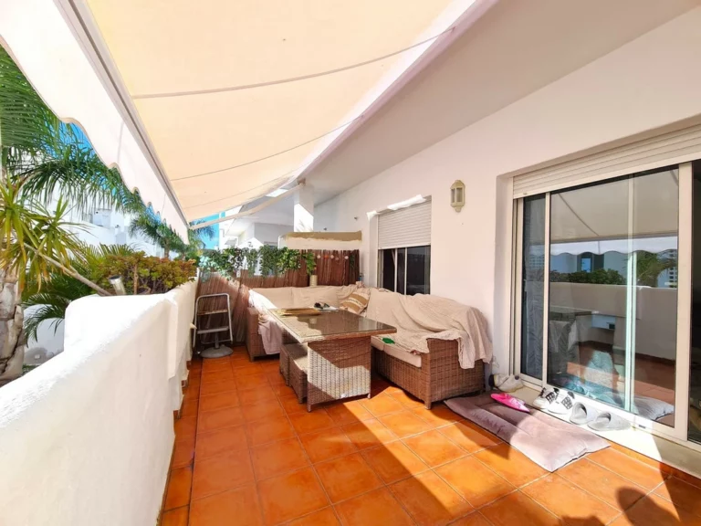 R5344129 | Ground Floor Apartment in Estepona – 3 beds, 2 baths