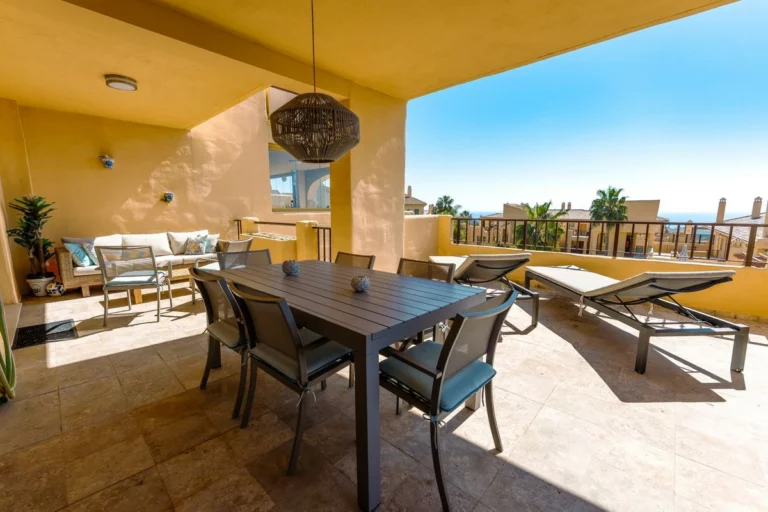 R5332471 | Middle Floor Apartment in Atalaya – 2 beds, 2 baths