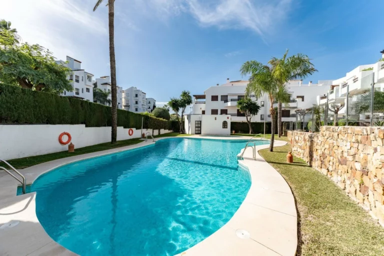 R5014627 | Ground Floor Apartment in Cancelada – 3 beds, 2 baths