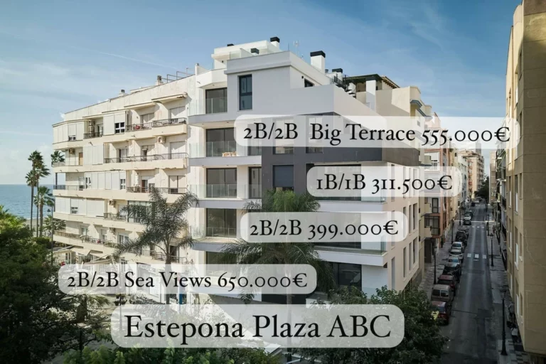 R5258884 | Top Floor Apartment in Estepona – 2 beds, 2 baths