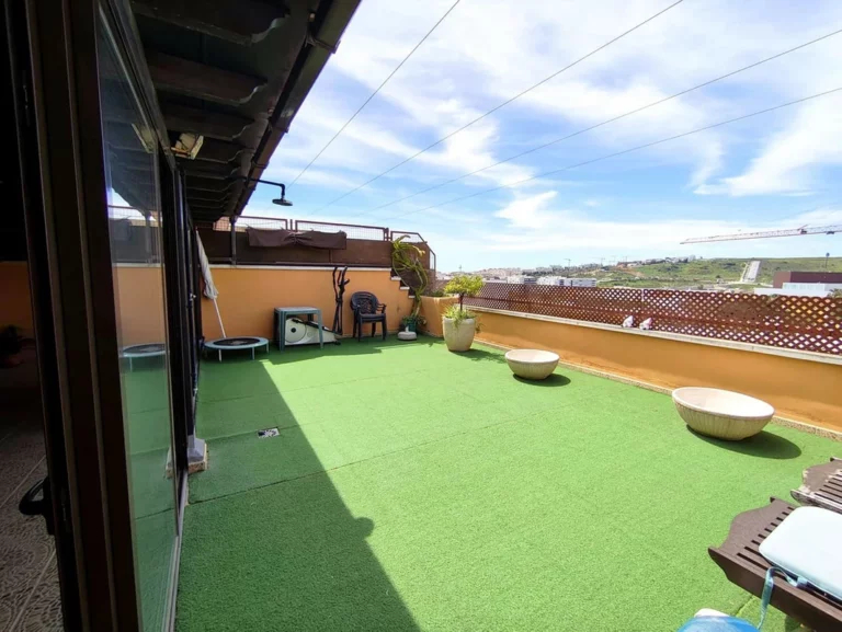 R5358433 | Penthouse in Estepona – 4 beds, 2 baths