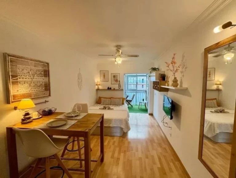 R5346505 | Ground Floor Studio in Estepona – 0 beds, 1 baths