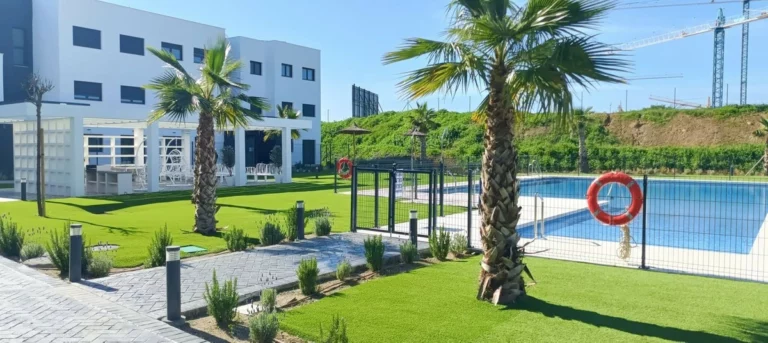 R5073391 | Ground Floor Apartment in Estepona – 2 beds, 2 baths