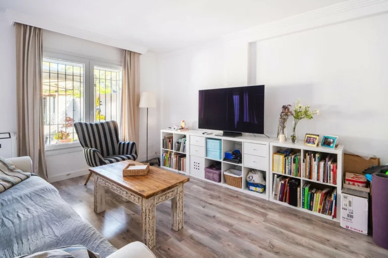 R5365273 | Townhouse in Atalaya – 4 beds, 2 baths