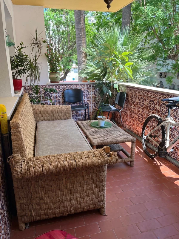 R4992595 | Middle Floor Apartment in Estepona – 4 beds, 2 baths