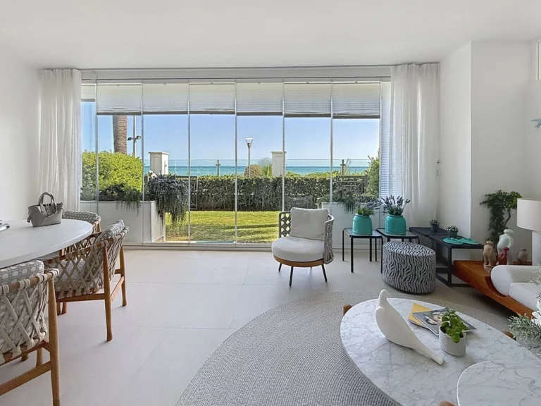 R5360860 | Ground Floor Apartment in Estepona – 2 beds, 2 baths
