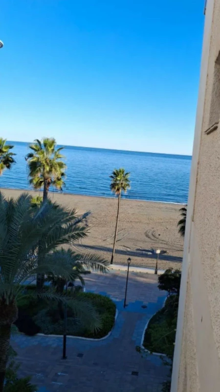 R5382928 | Middle Floor Apartment in Estepona – 1 beds, 1 baths