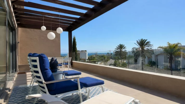 R5346142 | Middle Floor Apartment in Cancelada – 2 beds, 2 baths
