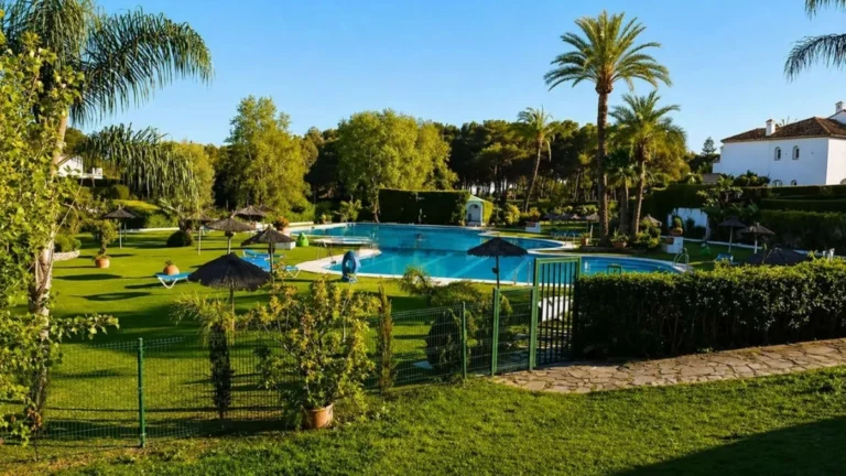 R5383957 | Ground Floor Apartment in El Paraiso – 2 beds, 2 baths
