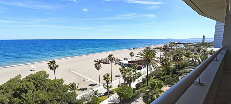 R5373820 | Middle Floor Apartment in Estepona – 3 beds, 2 baths