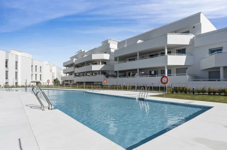 R5419864 | Middle Floor Apartment in Cancelada – 3 beds, 2 baths