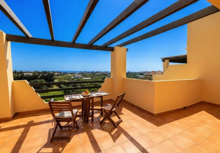 R5384179 | Penthouse Duplex in Selwo – 3 beds, 2 baths