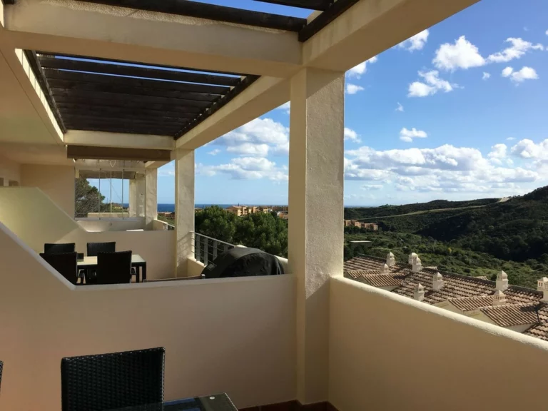R5406208 | Penthouse Duplex in Selwo – 2 beds, 2 baths