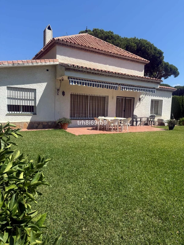 R5160199 | Detached Villa in Benamara – 4 beds, 4 baths