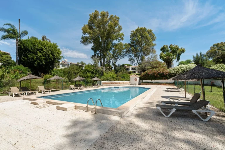R5287810 | Townhouse in Atalaya – 2 beds, 2 baths