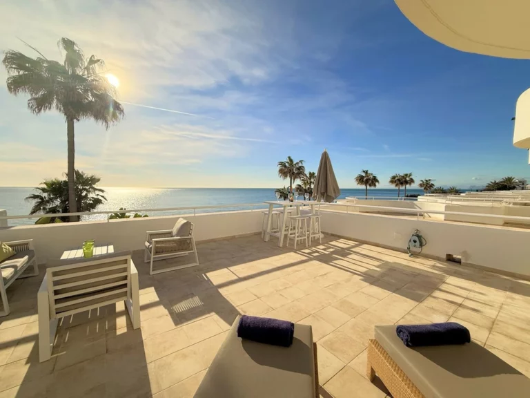 R5304472 | Ground Floor Apartment in Estepona – 2 beds, 2 baths