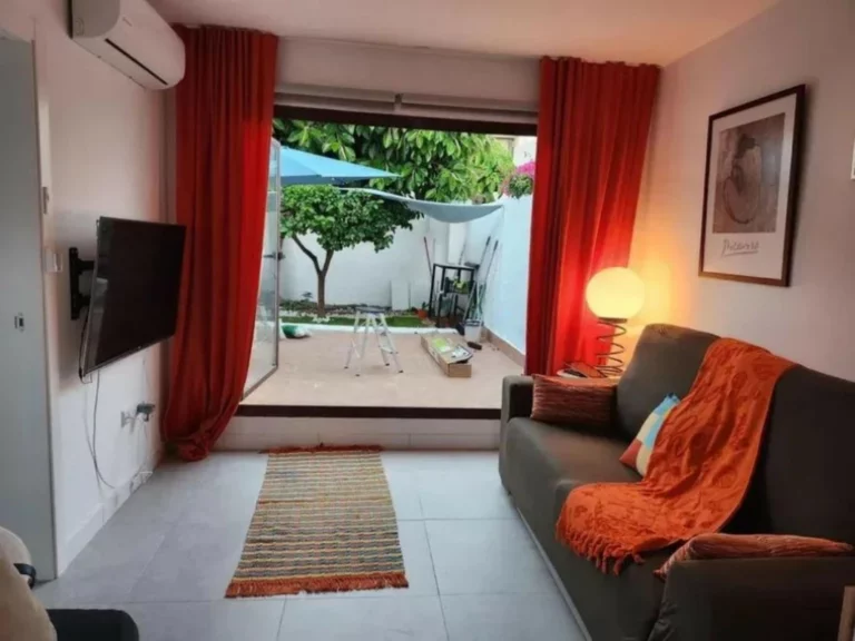 R5447062 | Ground Floor Studio in Costalita – 0 beds, 1 baths