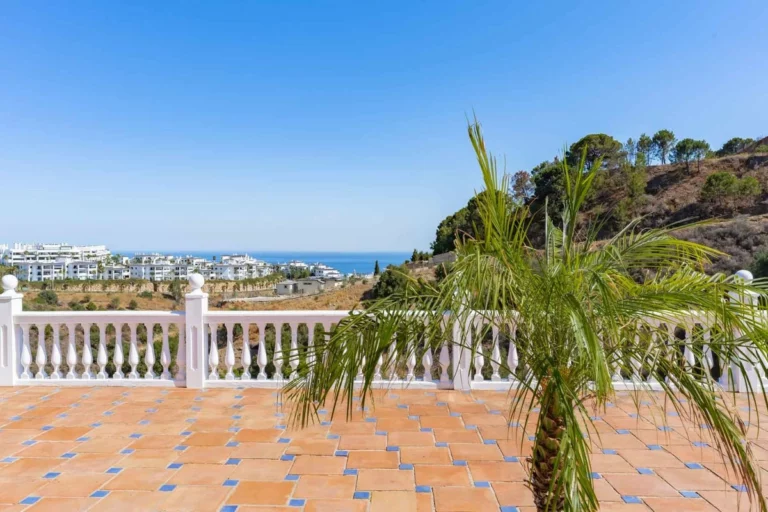 R5320114 | Finca – Cortijo in Estepona – 5 beds, 3.5 baths