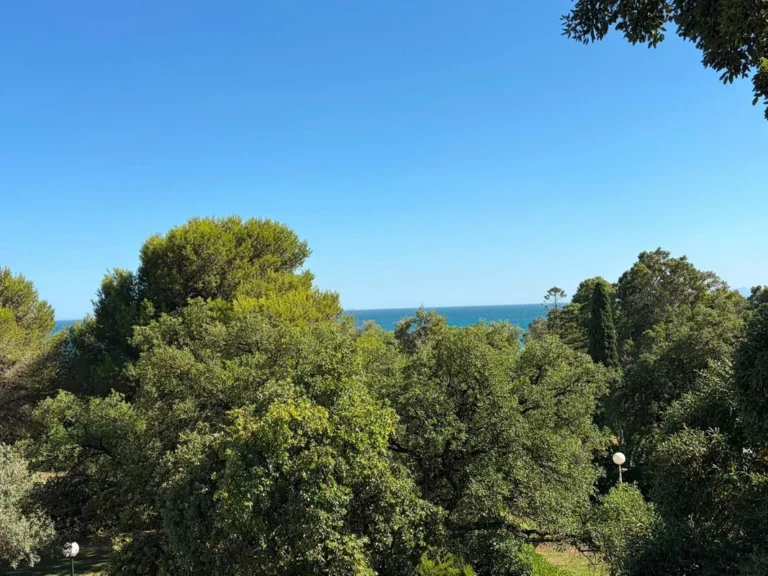 R5431330 | Penthouse Duplex in Estepona – 2 beds, 2 baths