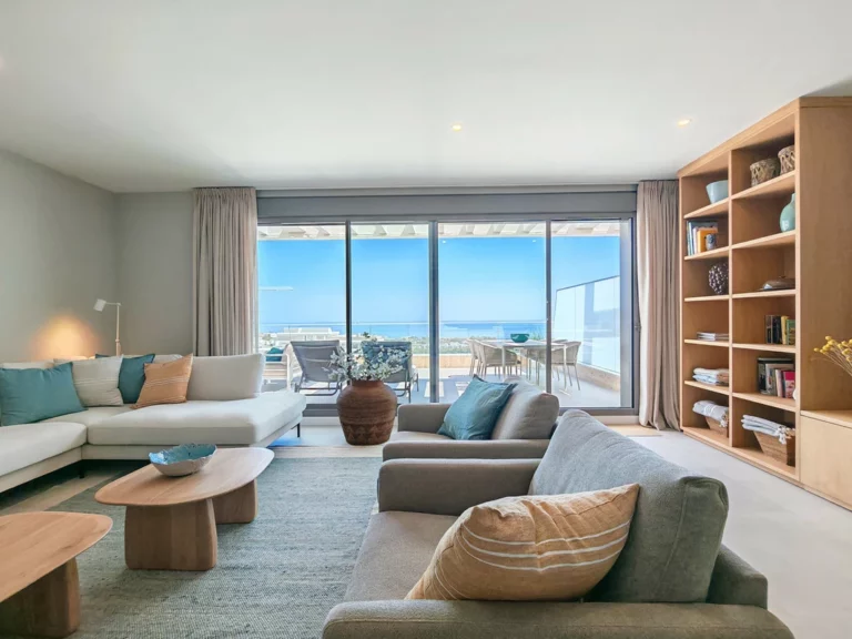 R5432419 | Middle Floor Apartment in Selwo – 3 beds, 2 baths